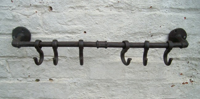Praktische, stabile Hakenleiste, Wandhaken, Gusseisen, Landhaus 53 cm